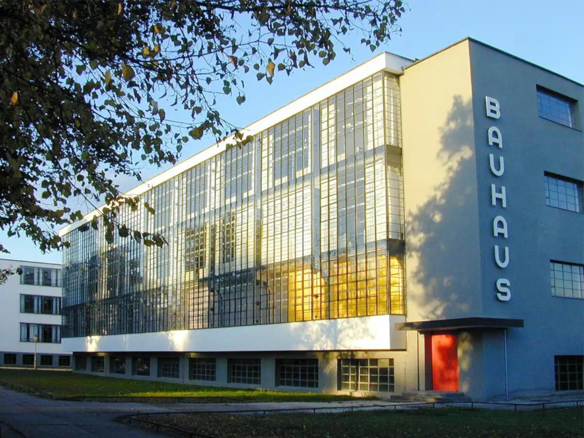 Wohlfuehlen In Der Bauhausstadt Dessau Mit Netflix Apartment Exterior photo